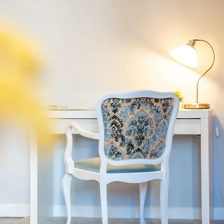 Perfect Place To In Center Apartment